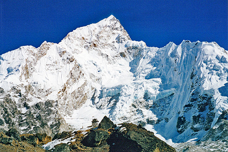 Montagne voisine de l'Everest